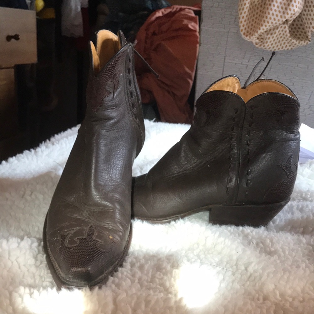 Short short western booties